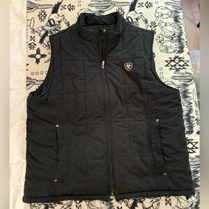 Men’s ariat vest